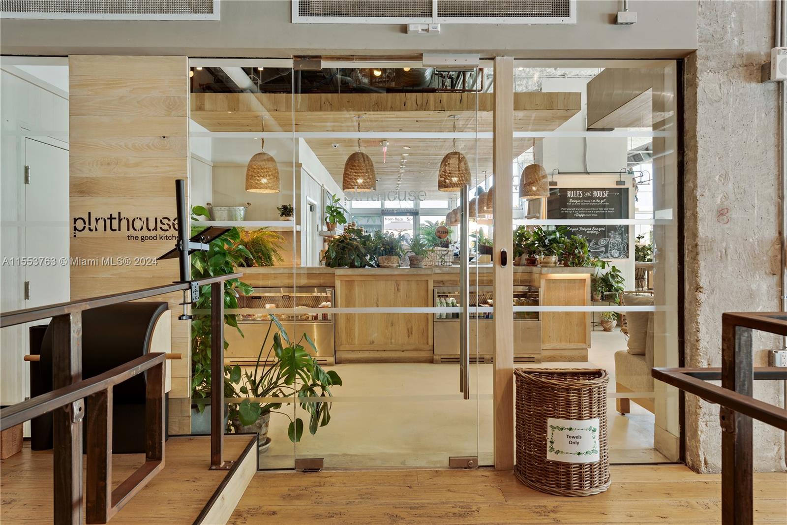 2301 Collins Ave 431, Miami Beach, Florida 33139, ,1 BathroomBathrooms,Residential,For Sale,2301 Collins Ave 431,A11553763