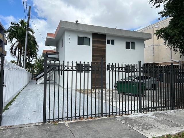 1629 SW 3rd St 5, Miami, Florida 33135, 2 Bedrooms Bedrooms, ,1 BathroomBathrooms,Residentiallease,For Rent,1629 SW 3rd St 5,A11551553