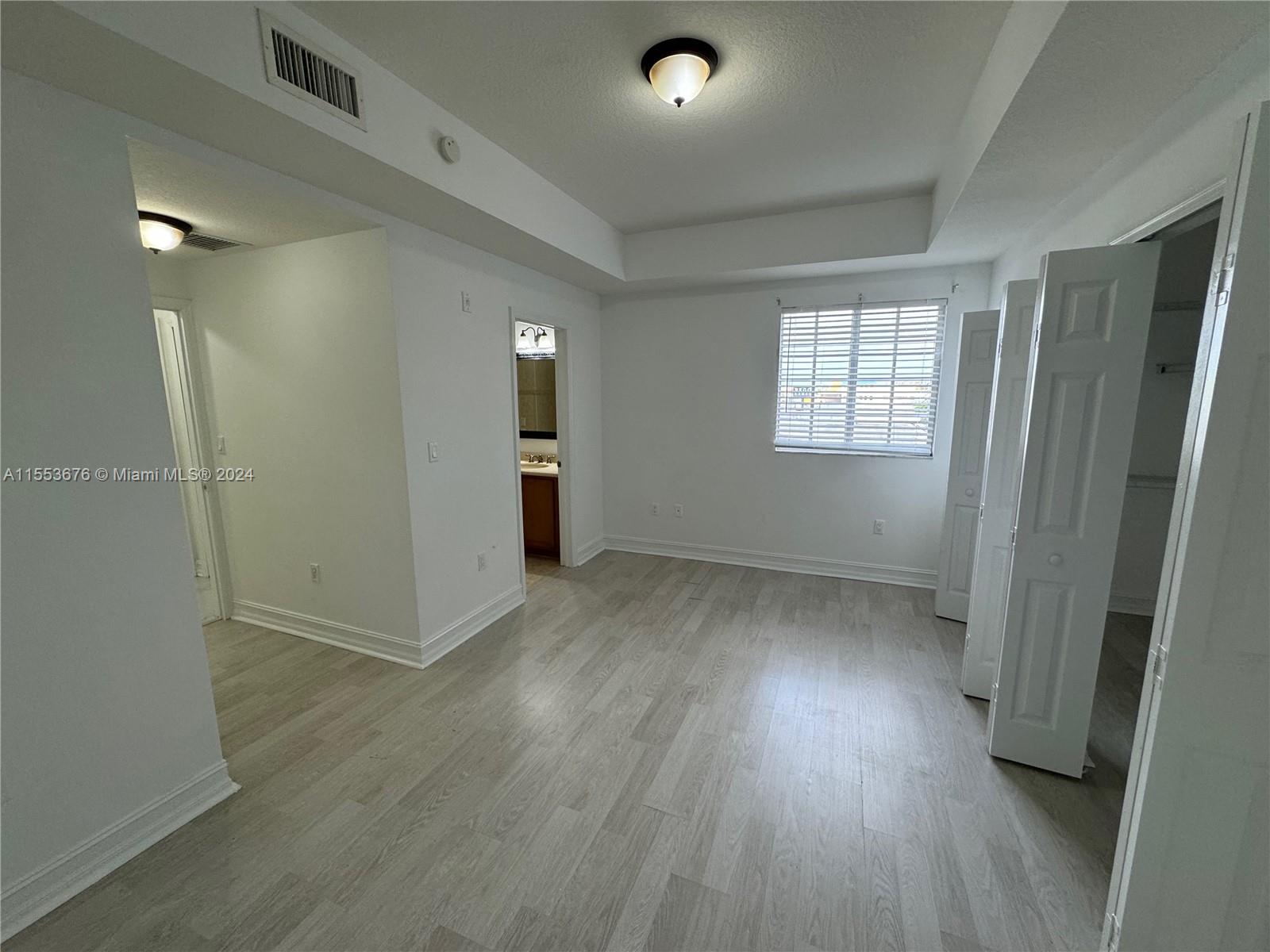 5271 SW 8th St 201, Miami, Florida 33134, 3 Bedrooms Bedrooms, ,2 BathroomsBathrooms,Residential,For Sale,5271 SW 8th St 201,A11553676