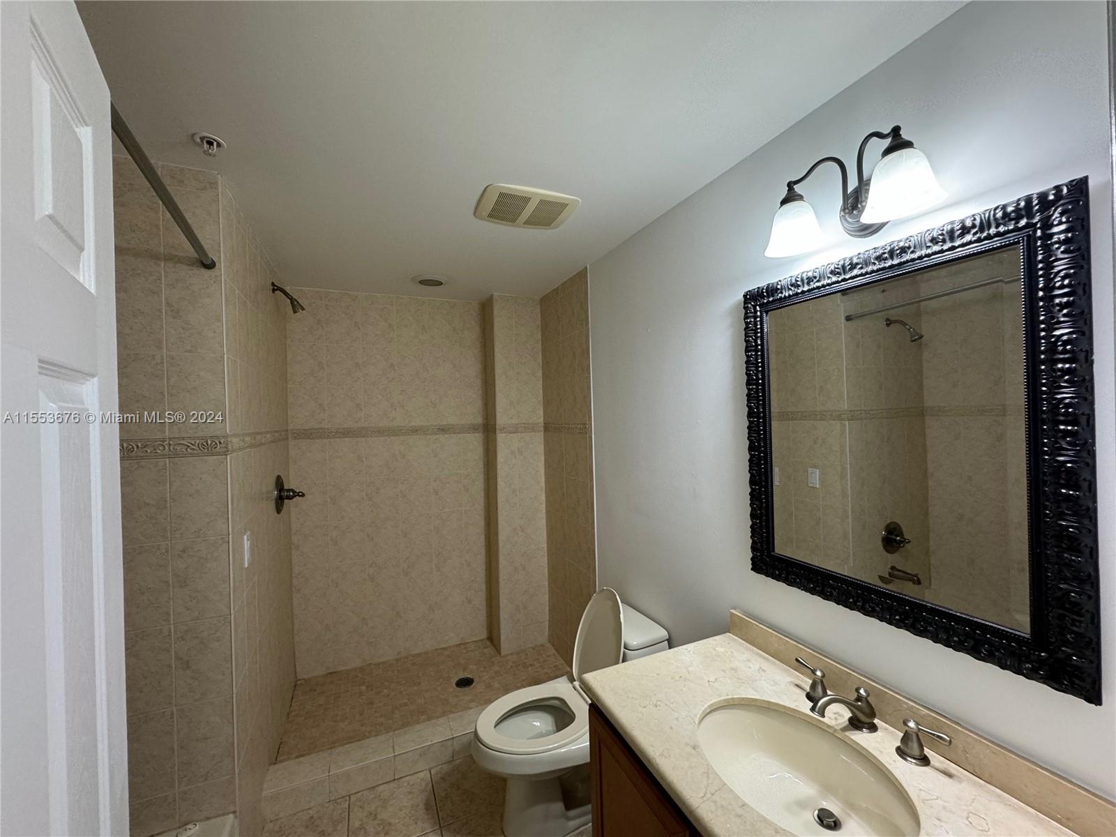 5271 SW 8th St 201, Miami, Florida 33134, 3 Bedrooms Bedrooms, ,2 BathroomsBathrooms,Residential,For Sale,5271 SW 8th St 201,A11553676