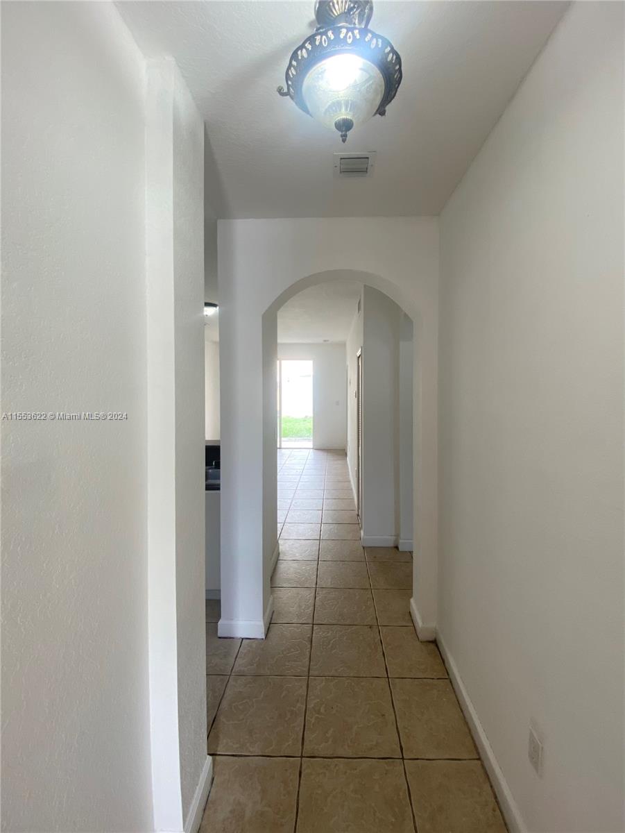 7200 NW 177th St 101-7, Hialeah, Florida 33015, 2 Bedrooms Bedrooms, ,2 BathroomsBathrooms,Residential,For Sale,7200 NW 177th St 101-7,A11553622