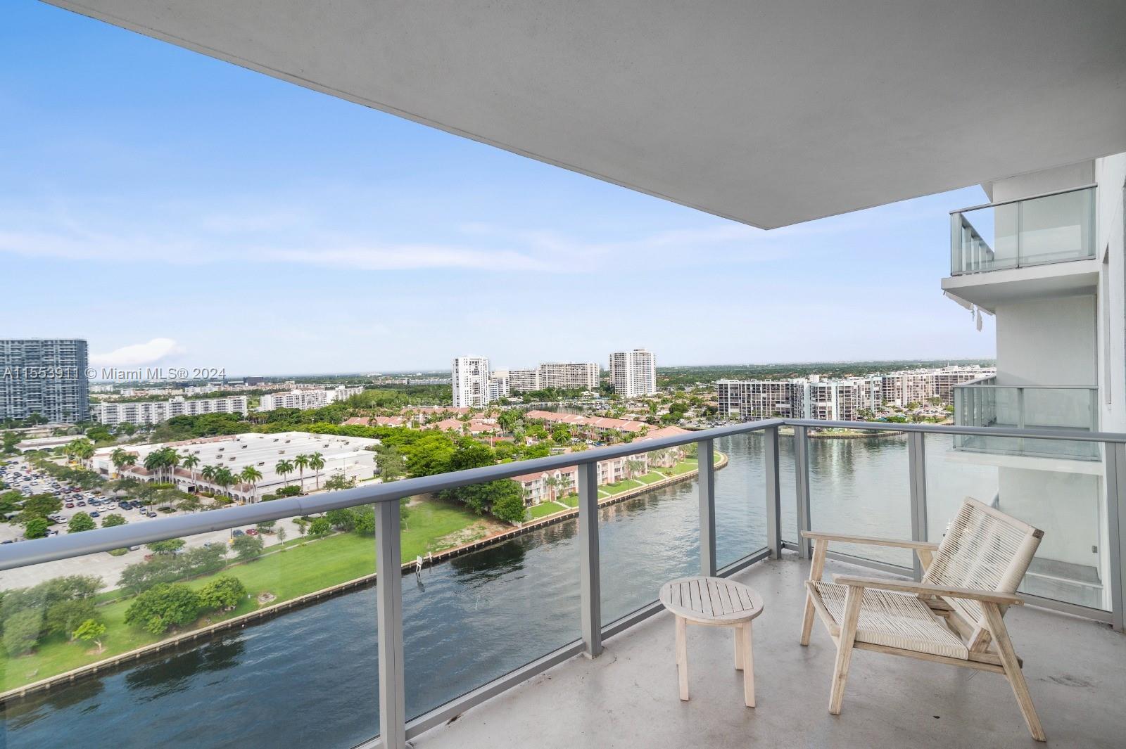 4010 S Ocean Dr R1208, Hollywood, Florida 33019, 3 Bedrooms Bedrooms, ,2 BathroomsBathrooms,Residential,For Sale,4010 S Ocean Dr R1208,A11553911