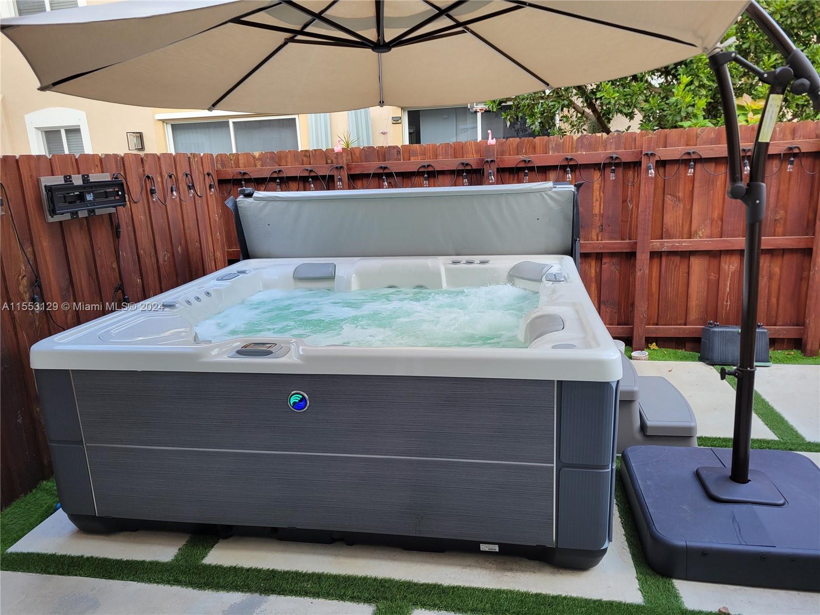 1083 SE 23rd Ter, Homestead, Florida 33035, 3 Bedrooms Bedrooms, ,2 BathroomsBathrooms,Residential,For Sale,1083 SE 23rd Ter,A11553129