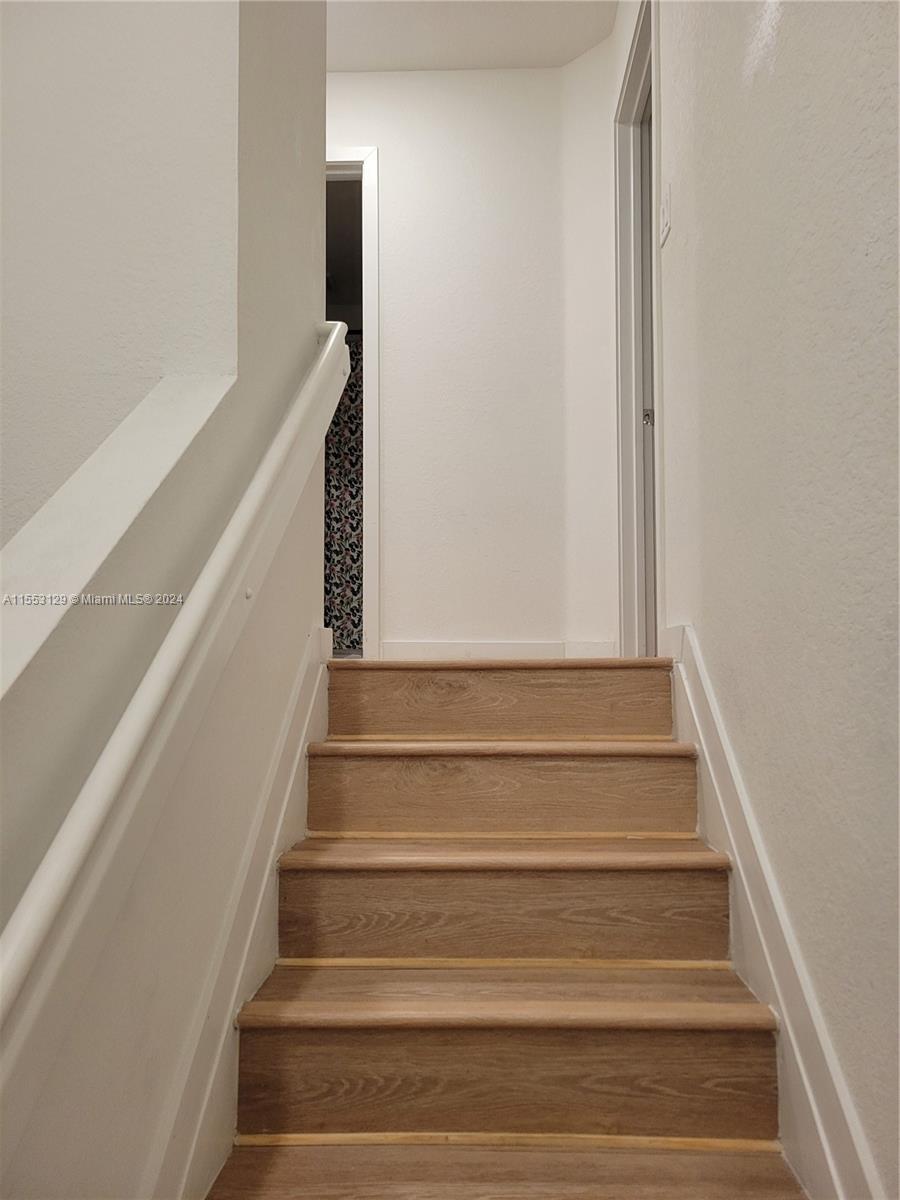 1083 SE 23rd Ter, Homestead, Florida 33035, 3 Bedrooms Bedrooms, ,2 BathroomsBathrooms,Residential,For Sale,1083 SE 23rd Ter,A11553129