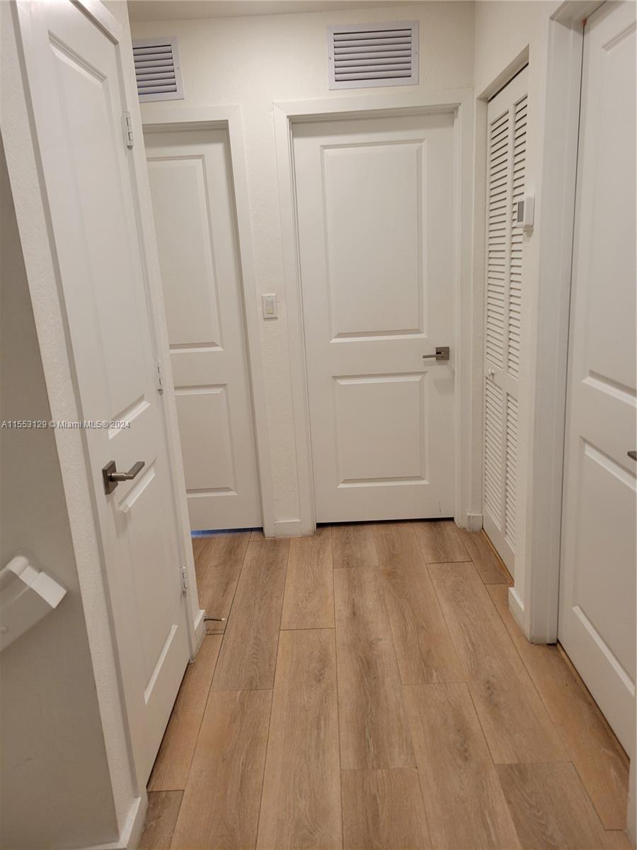 1083 SE 23rd Ter, Homestead, Florida 33035, 3 Bedrooms Bedrooms, ,2 BathroomsBathrooms,Residential,For Sale,1083 SE 23rd Ter,A11553129