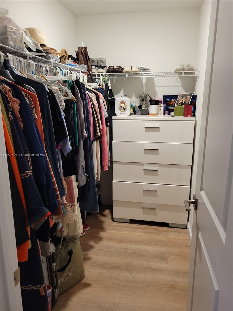 1083 SE 23rd Ter, Homestead, Florida 33035, 3 Bedrooms Bedrooms, ,2 BathroomsBathrooms,Residential,For Sale,1083 SE 23rd Ter,A11553129