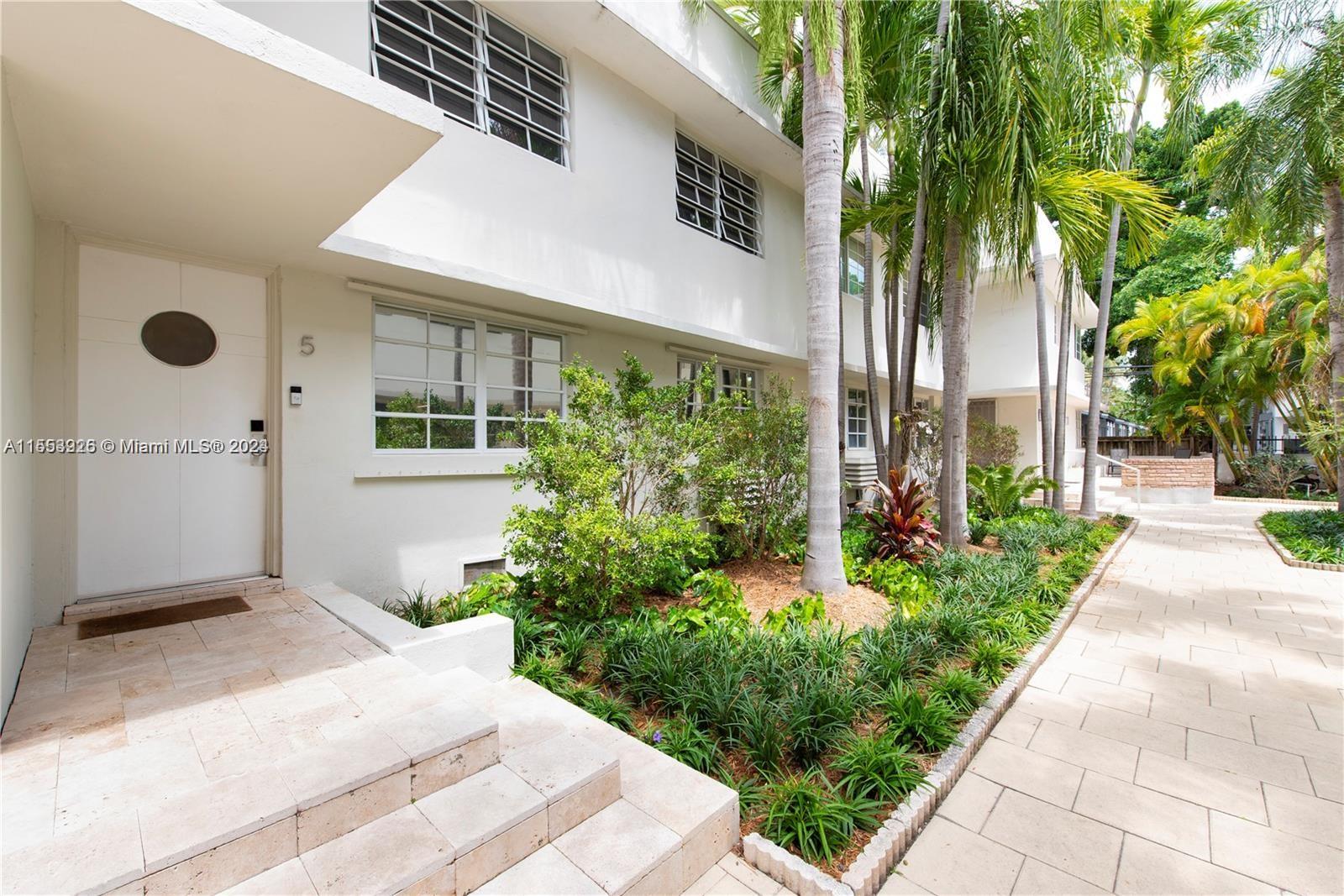 1605 Lenox Ave 5, Miami Beach, Florida 33139, 1 Bedroom Bedrooms, ,1 BathroomBathrooms,Residential,For Sale,1605 Lenox Ave 5,A11553926