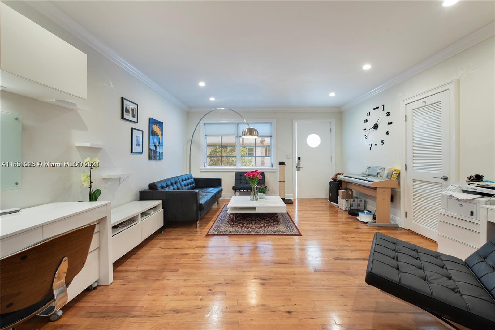 1605 Lenox Ave 5, Miami Beach, Florida 33139, 1 Bedroom Bedrooms, ,1 BathroomBathrooms,Residential,For Sale,1605 Lenox Ave 5,A11553926