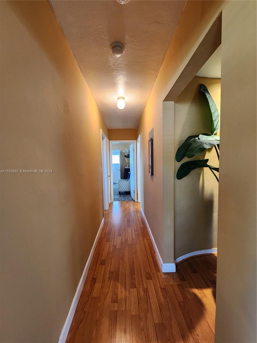 Listing Photo 7