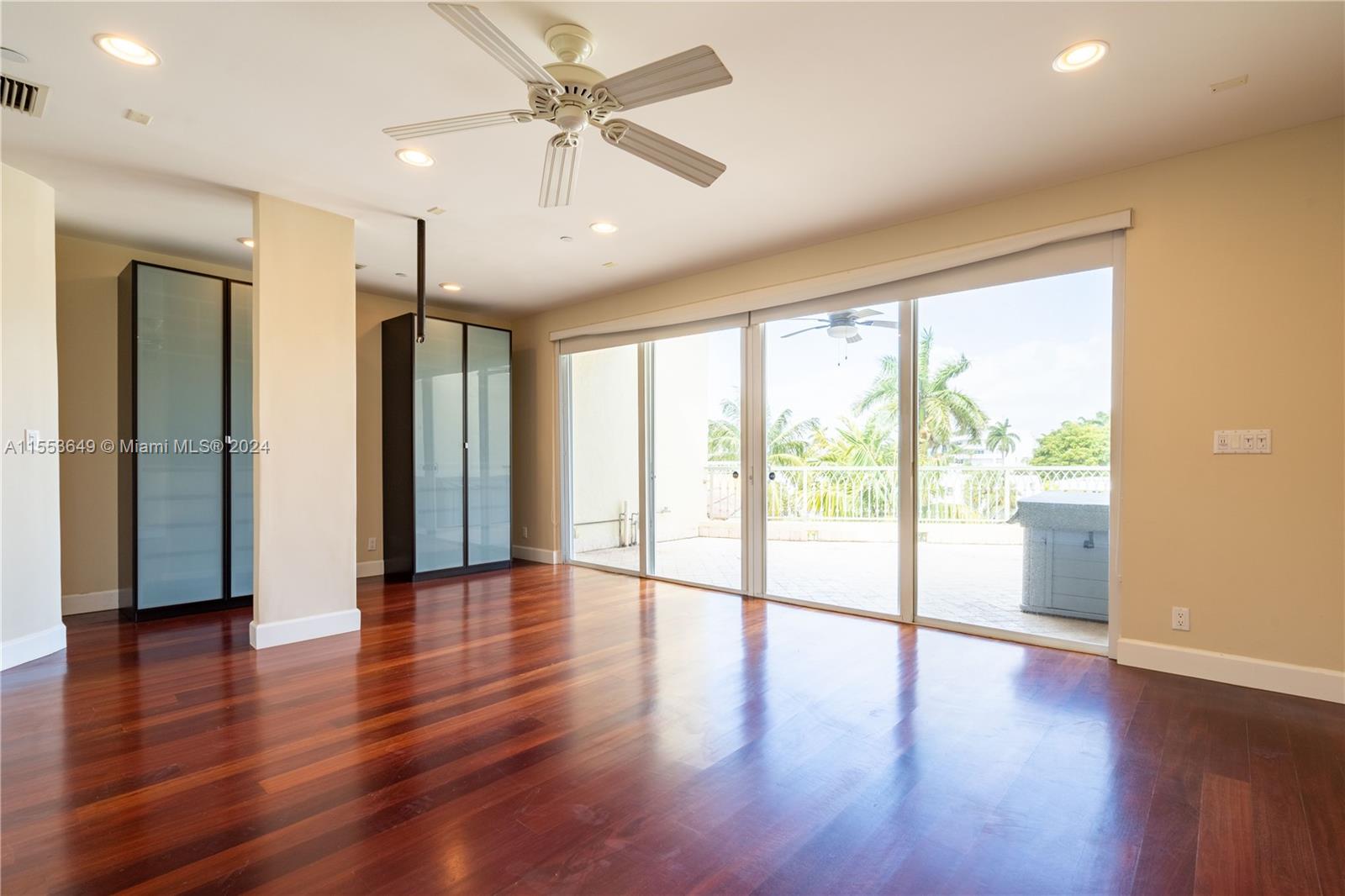 3121 NE 26th St, Fort Lauderdale, Florida 33305, 3 Bedrooms Bedrooms, ,4 BathroomsBathrooms,Residential,For Sale,3121 NE 26th St,A11553649