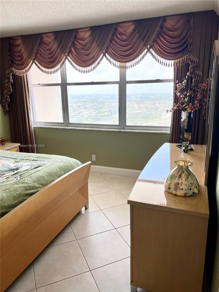 2101 S Ocean Dr 2606, Hollywood, Florida 33019, 1 Bedroom Bedrooms, ,2 BathroomsBathrooms,Residential,For Sale,2101 S Ocean Dr 2606,A11546958