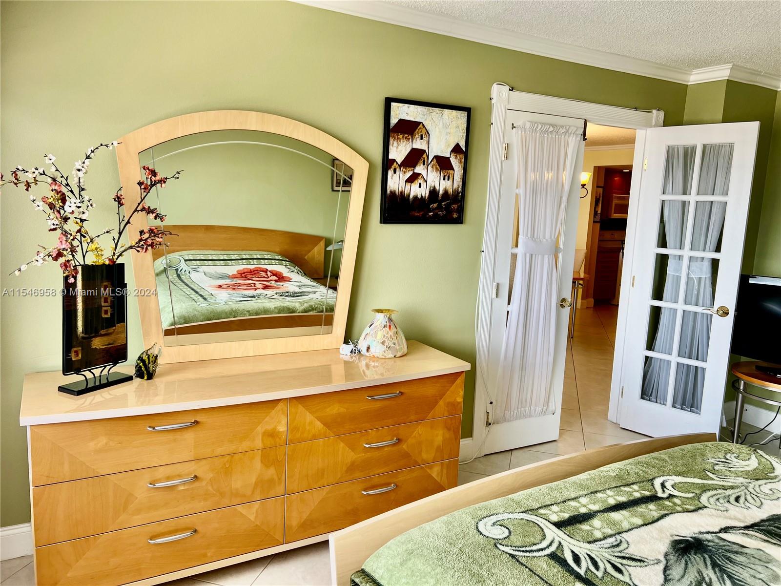 2101 S Ocean Dr 2606, Hollywood, Florida 33019, 1 Bedroom Bedrooms, ,2 BathroomsBathrooms,Residential,For Sale,2101 S Ocean Dr 2606,A11546958