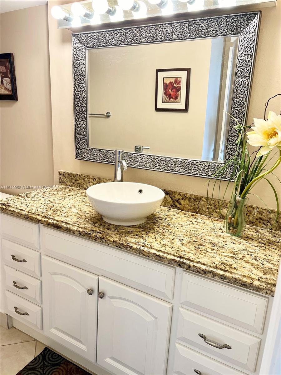 2101 S Ocean Dr 2606, Hollywood, Florida 33019, 1 Bedroom Bedrooms, ,2 BathroomsBathrooms,Residential,For Sale,2101 S Ocean Dr 2606,A11546958