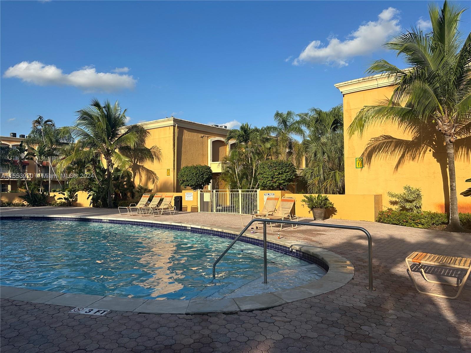 17911 NW 68th Ave O208, Hialeah, Florida 33015, 2 Bedrooms Bedrooms, ,2 BathroomsBathrooms,Residential,For Sale,17911 NW 68th Ave O208,A11553920