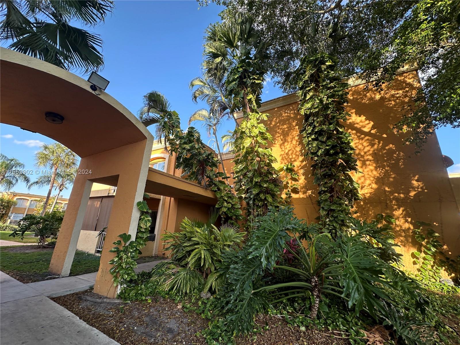 17911 NW 68th Ave O207, Hialeah, Florida 33015, 2 Bedrooms Bedrooms, ,2 BathroomsBathrooms,Residential,For Sale,17911 NW 68th Ave O207,A11553902