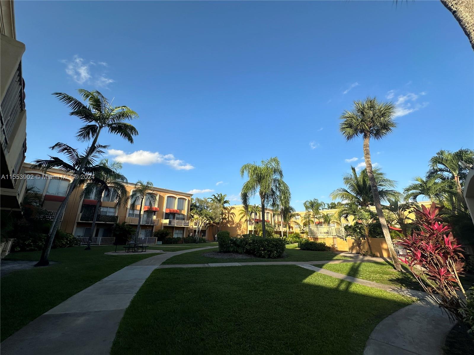 17911 NW 68th Ave O207, Hialeah, Florida 33015, 2 Bedrooms Bedrooms, ,2 BathroomsBathrooms,Residential,For Sale,17911 NW 68th Ave O207,A11553902