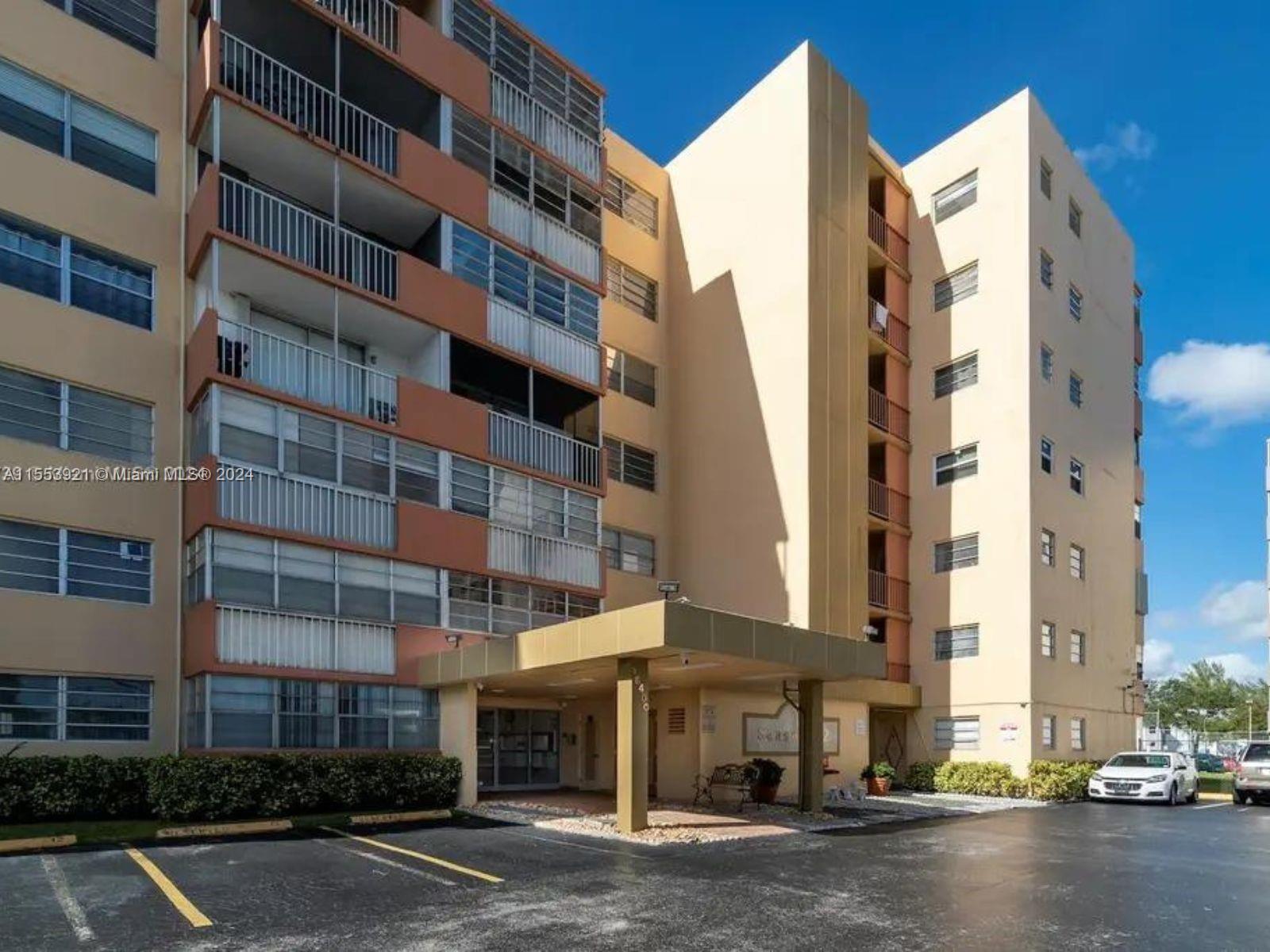 16400 NE 17ave 405, Miami Beach, Florida 33162, 1 Bedroom Bedrooms, ,1 BathroomBathrooms,Residential,For Sale,16400 NE 17ave 405,A11553921