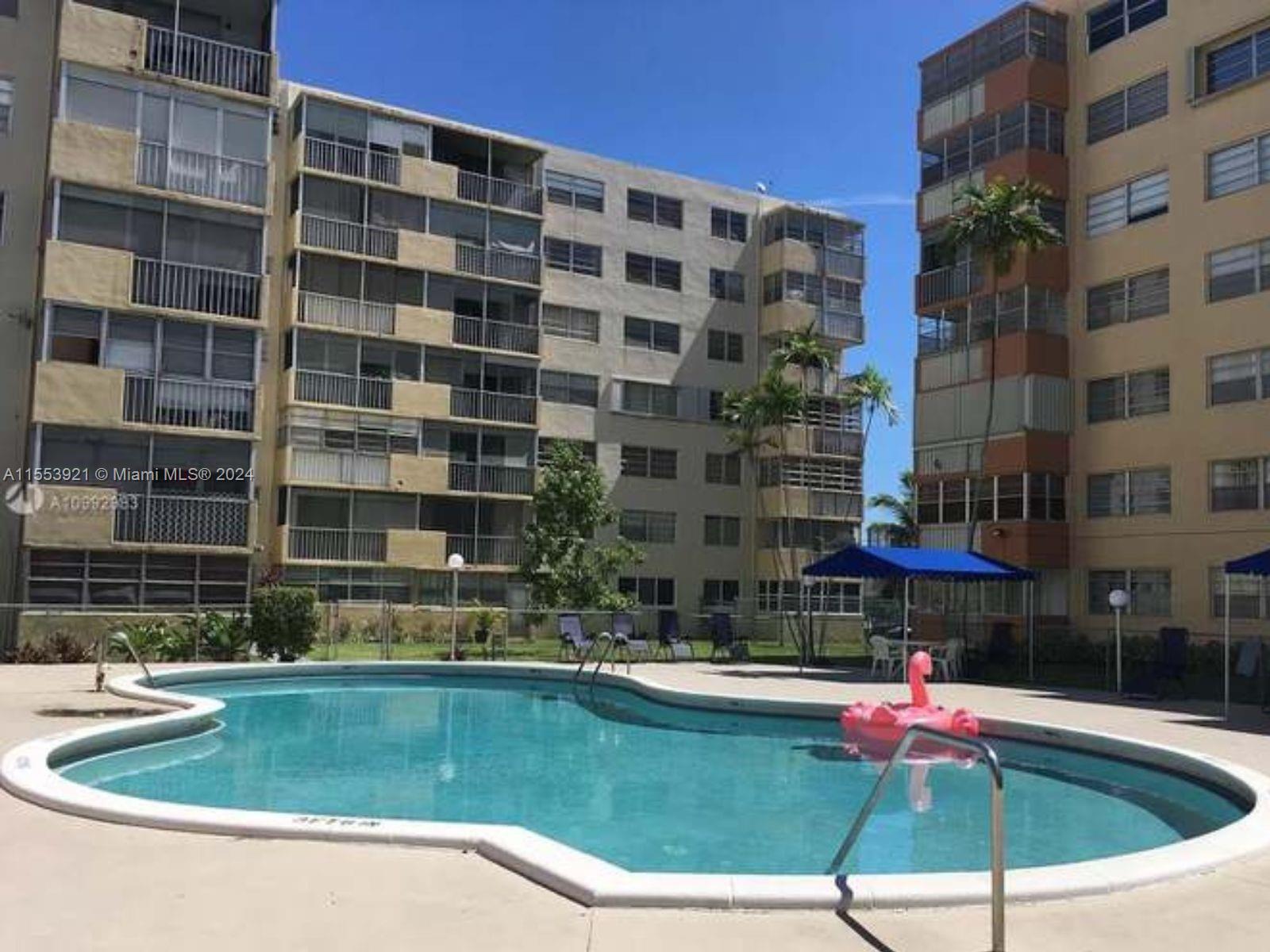 16400 NE 17ave 405, Miami Beach, Florida 33162, 1 Bedroom Bedrooms, ,1 BathroomBathrooms,Residential,For Sale,16400 NE 17ave 405,A11553921