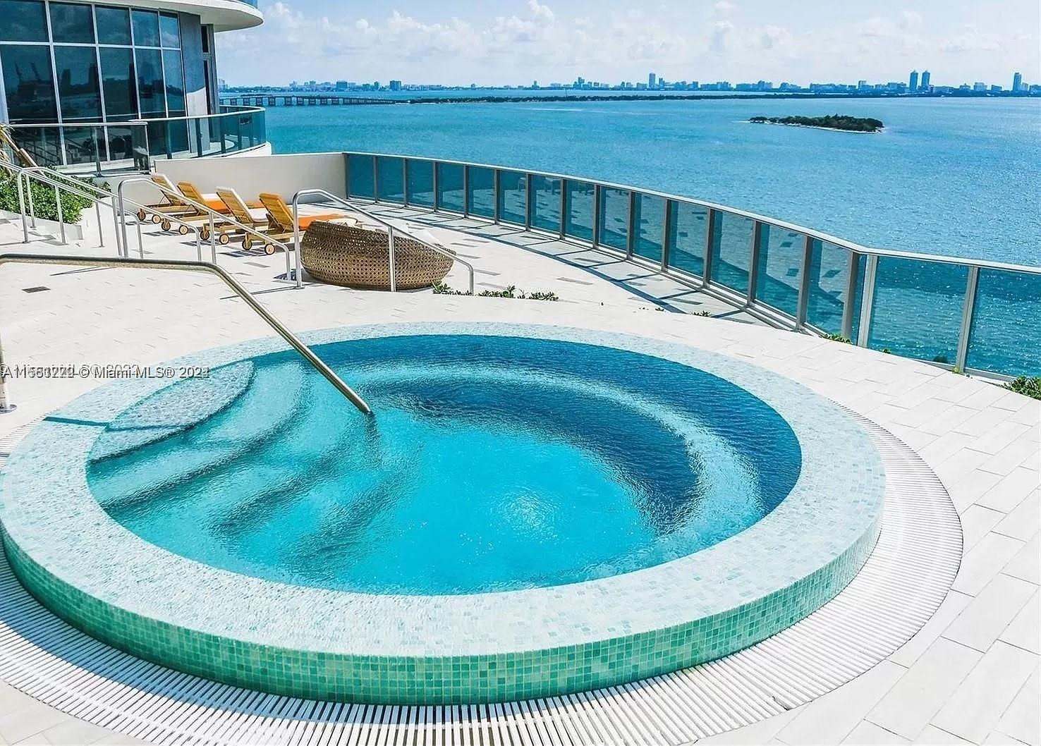 488 NE 18th St 702, Miami, Florida 33132, 2 Bedrooms Bedrooms, ,1 BathroomBathrooms,Residentiallease,For Rent,488 NE 18th St 702,A11551722