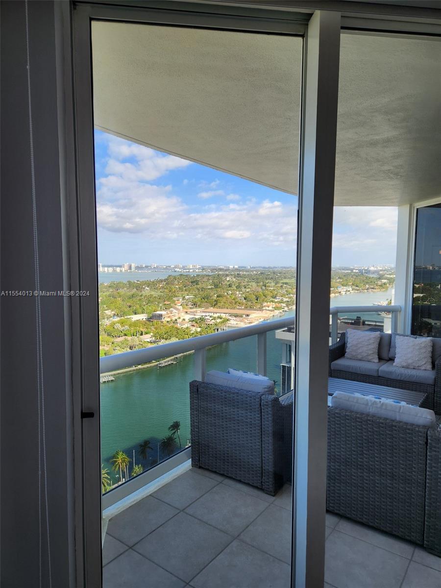 4779 Collins Ave 2506, Miami Beach, Florida 33140, 1 Bedroom Bedrooms, ,2 BathroomsBathrooms,Residential,For Sale,4779 Collins Ave 2506,A11554013