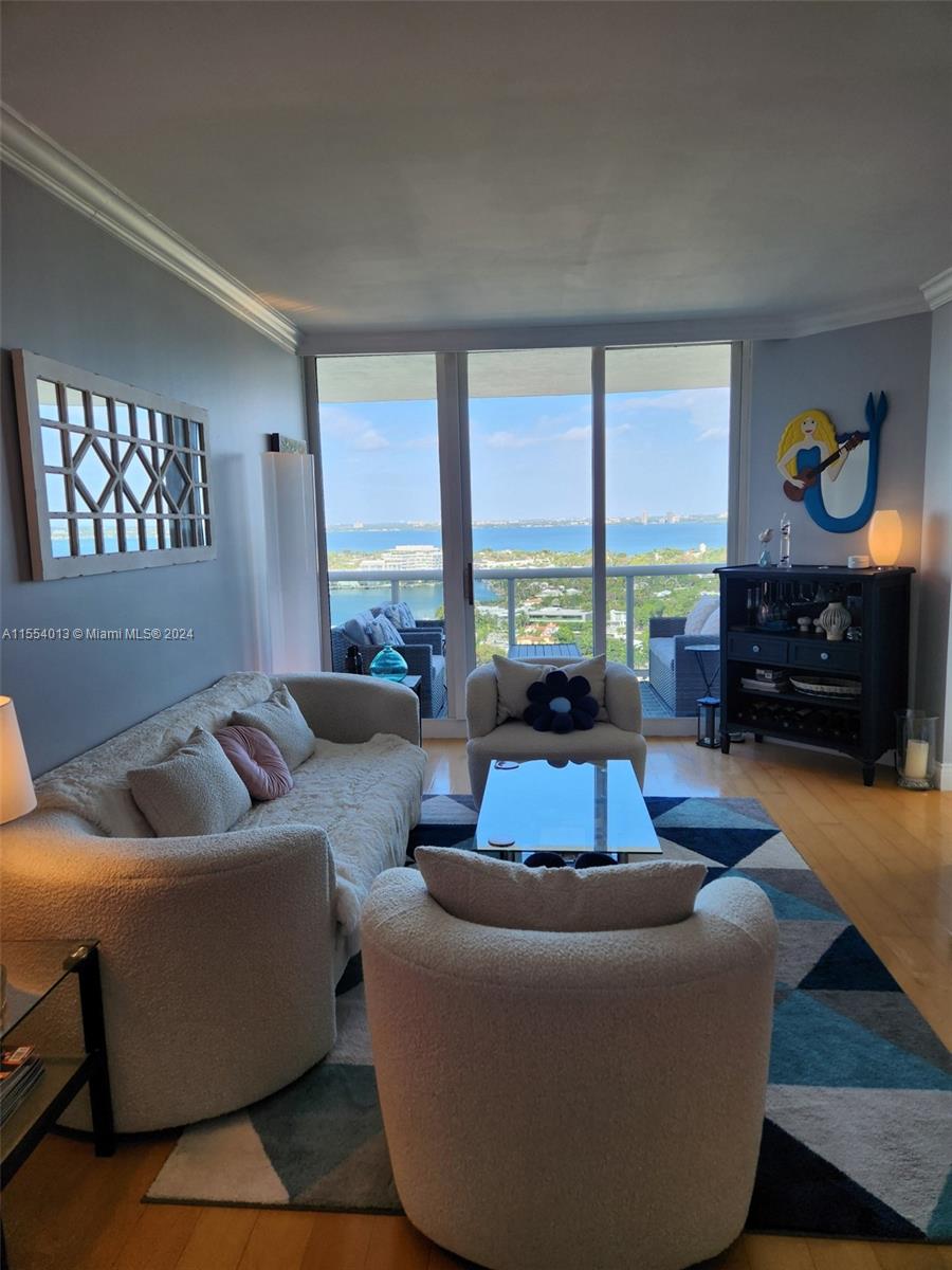 4779 Collins Ave 2506, Miami Beach, Florida 33140, 1 Bedroom Bedrooms, ,2 BathroomsBathrooms,Residential,For Sale,4779 Collins Ave 2506,A11554013