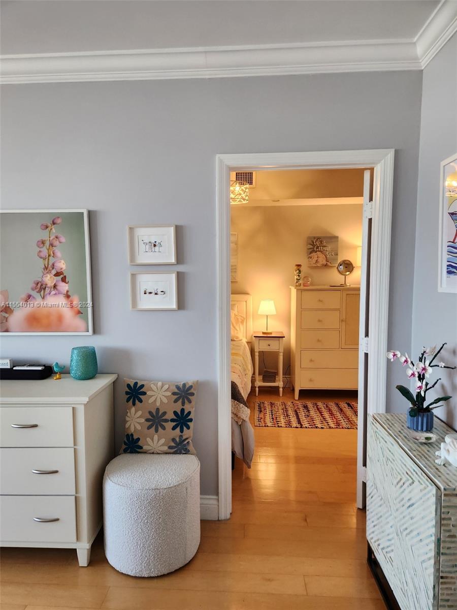 4779 Collins Ave 2506, Miami Beach, Florida 33140, 1 Bedroom Bedrooms, ,2 BathroomsBathrooms,Residential,For Sale,4779 Collins Ave 2506,A11554013