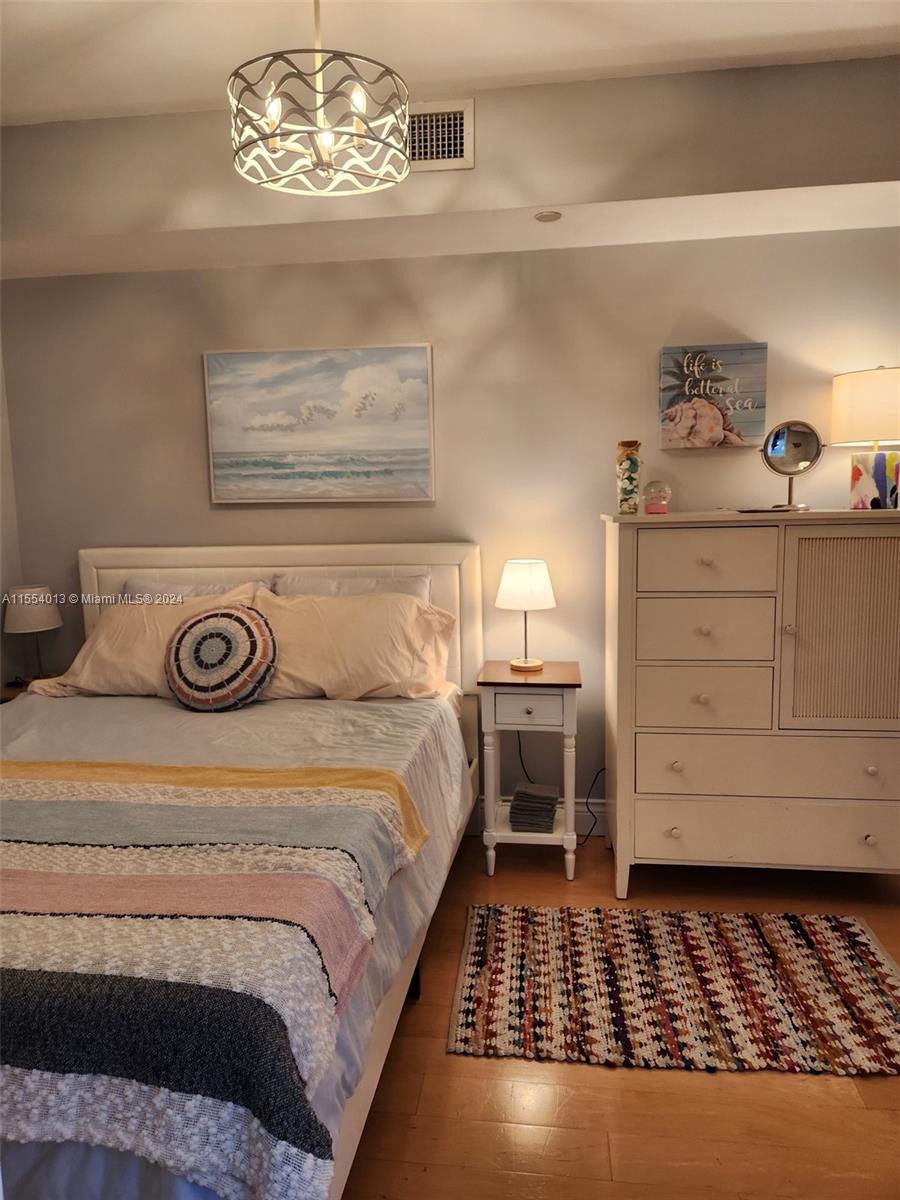 4779 Collins Ave 2506, Miami Beach, Florida 33140, 1 Bedroom Bedrooms, ,2 BathroomsBathrooms,Residential,For Sale,4779 Collins Ave 2506,A11554013