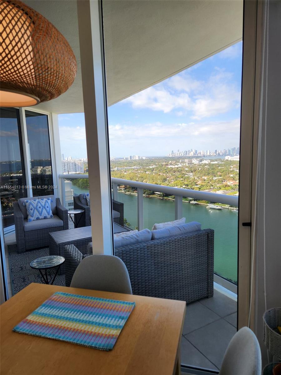 4779 Collins Ave 2506, Miami Beach, Florida 33140, 1 Bedroom Bedrooms, ,2 BathroomsBathrooms,Residential,For Sale,4779 Collins Ave 2506,A11554013