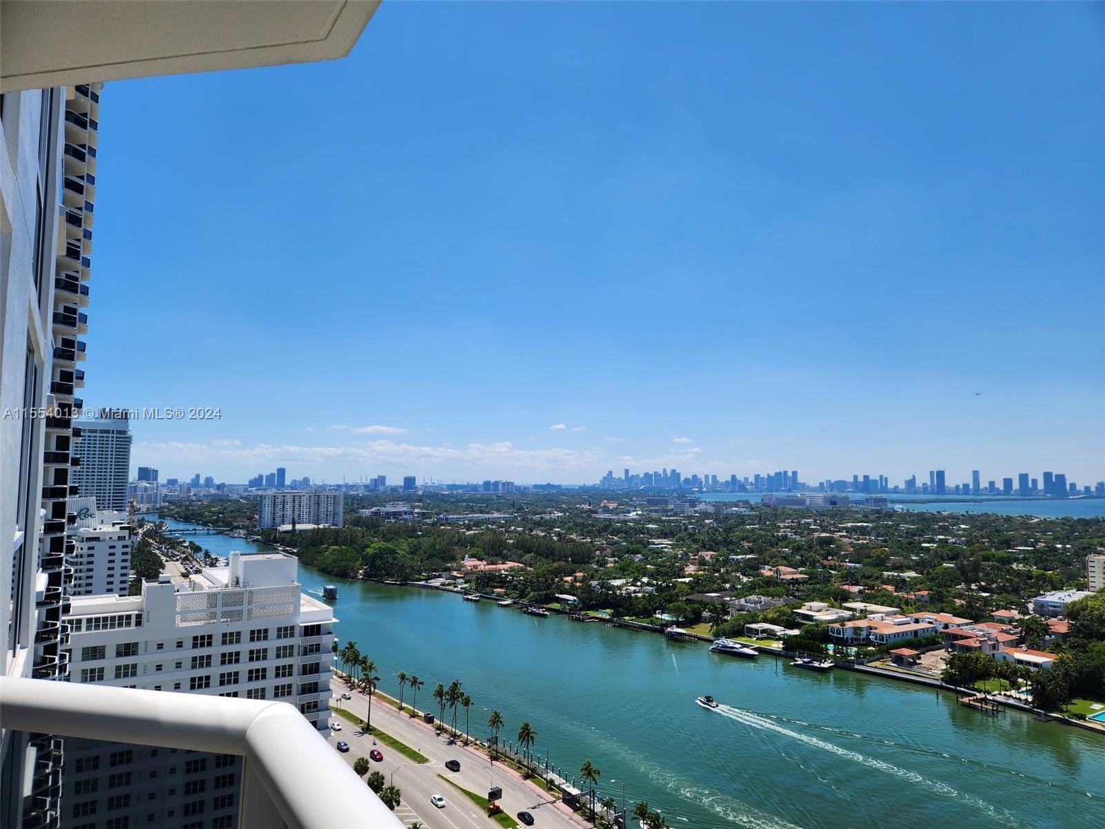 4779 Collins Ave 2506, Miami Beach, Florida 33140, 1 Bedroom Bedrooms, ,2 BathroomsBathrooms,Residential,For Sale,4779 Collins Ave 2506,A11554013