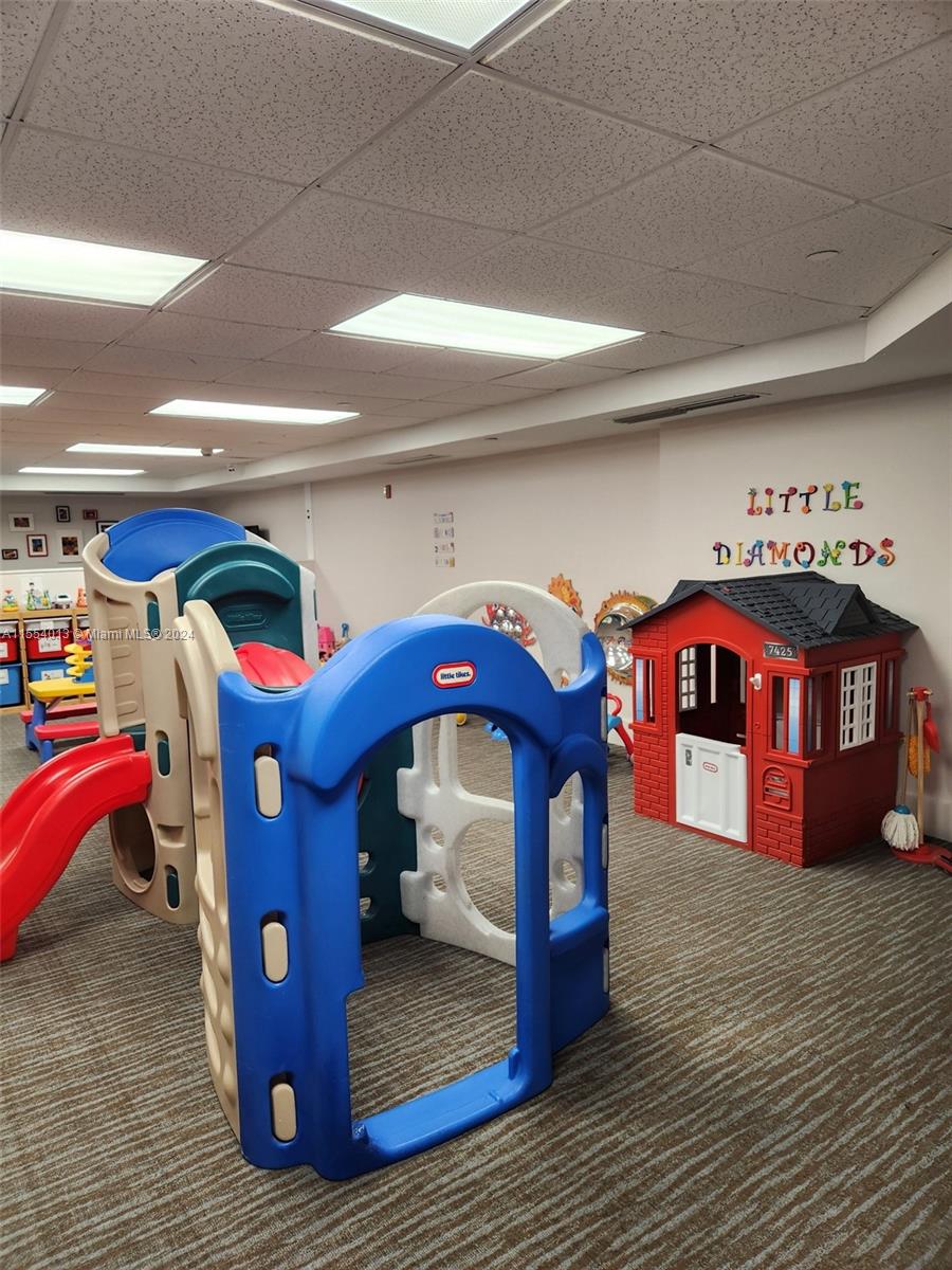 4779 Collins Ave 2506, Miami Beach, Florida 33140, 1 Bedroom Bedrooms, ,2 BathroomsBathrooms,Residential,For Sale,4779 Collins Ave 2506,A11554013