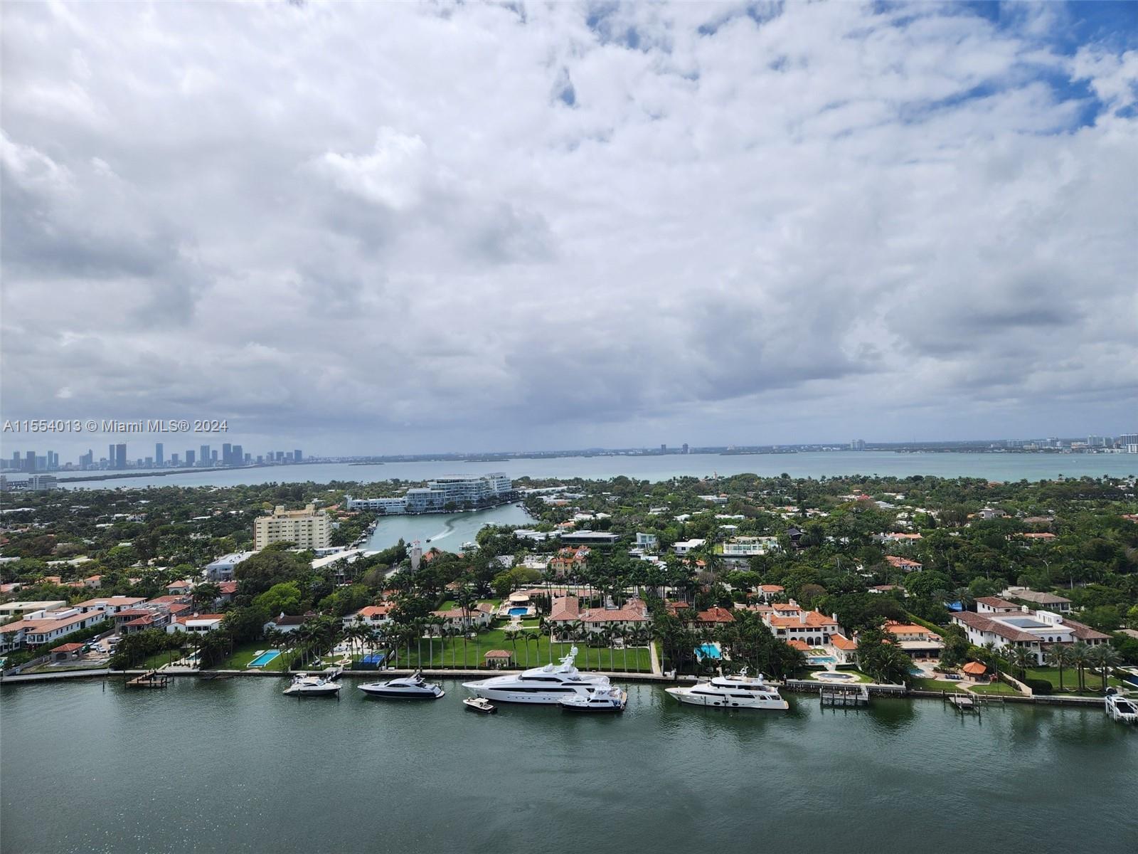 4779 Collins Ave 2506, Miami Beach, Florida 33140, 1 Bedroom Bedrooms, ,2 BathroomsBathrooms,Residential,For Sale,4779 Collins Ave 2506,A11554013