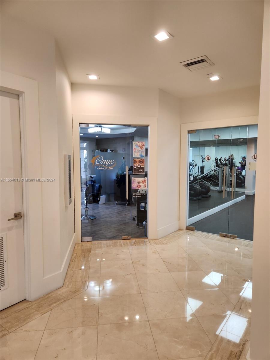 4779 Collins Ave 2506, Miami Beach, Florida 33140, 1 Bedroom Bedrooms, ,2 BathroomsBathrooms,Residential,For Sale,4779 Collins Ave 2506,A11554013