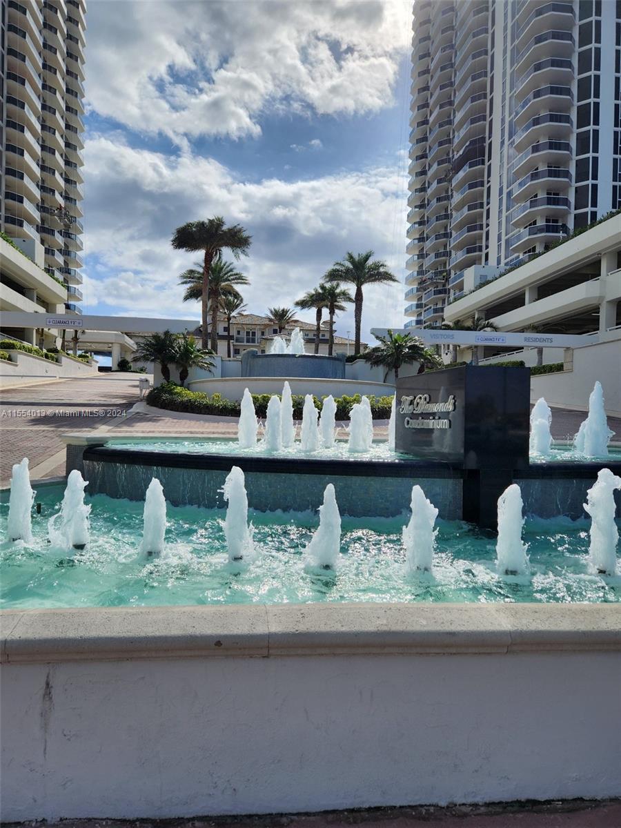 4779 Collins Ave 2506, Miami Beach, Florida 33140, 1 Bedroom Bedrooms, ,2 BathroomsBathrooms,Residential,For Sale,4779 Collins Ave 2506,A11554013