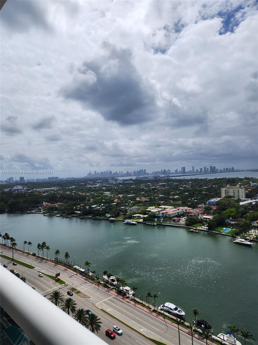 4779 Collins Ave 2506, Miami Beach, Florida 33140, 1 Bedroom Bedrooms, ,2 BathroomsBathrooms,Residential,For Sale,4779 Collins Ave 2506,A11554013