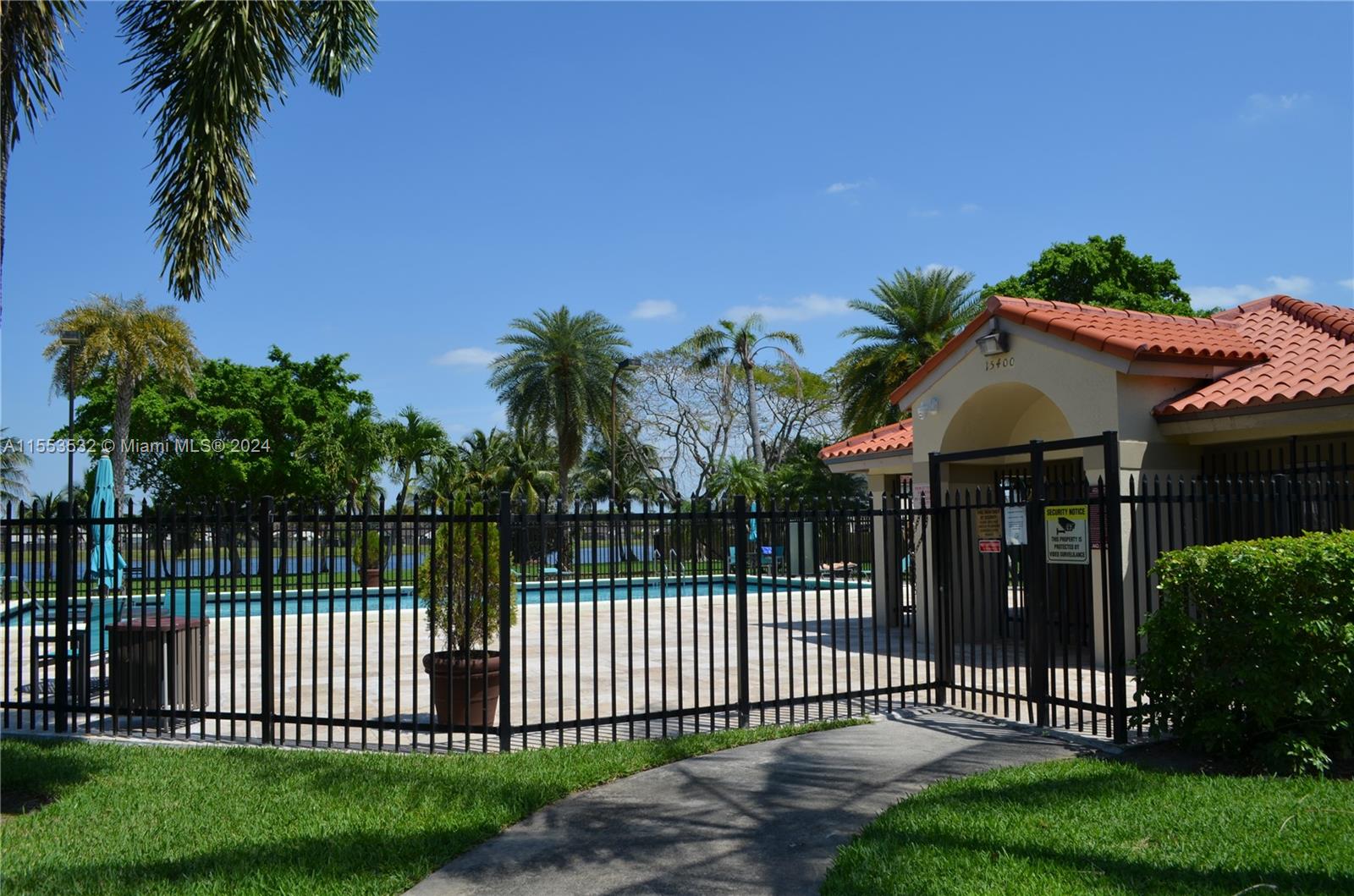 5025 SW 154th Ave, Miami, Florida 33185, 5 Bedrooms Bedrooms, ,4 BathroomsBathrooms,Residential,For Sale,5025 SW 154th Ave,A11553532