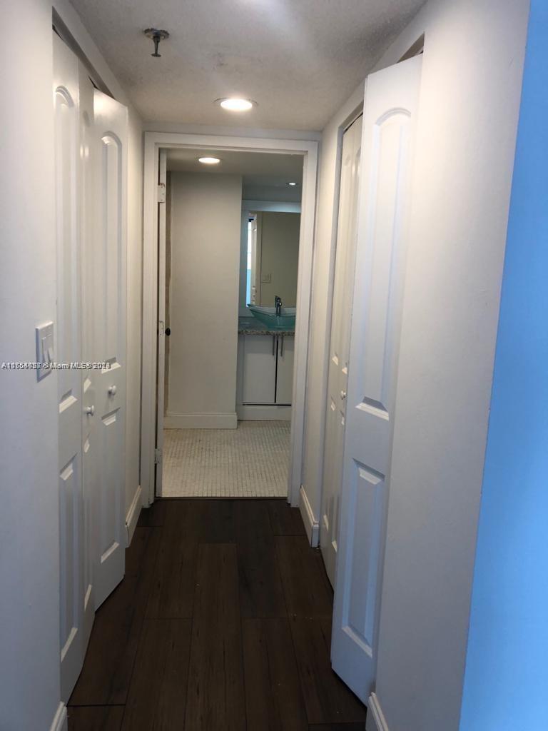 555 NE 15th St 15F, Miami, Florida 33132, 1 Bedroom Bedrooms, ,1 BathroomBathrooms,Residential,For Sale,555 NE 15th St 15F,A11554028