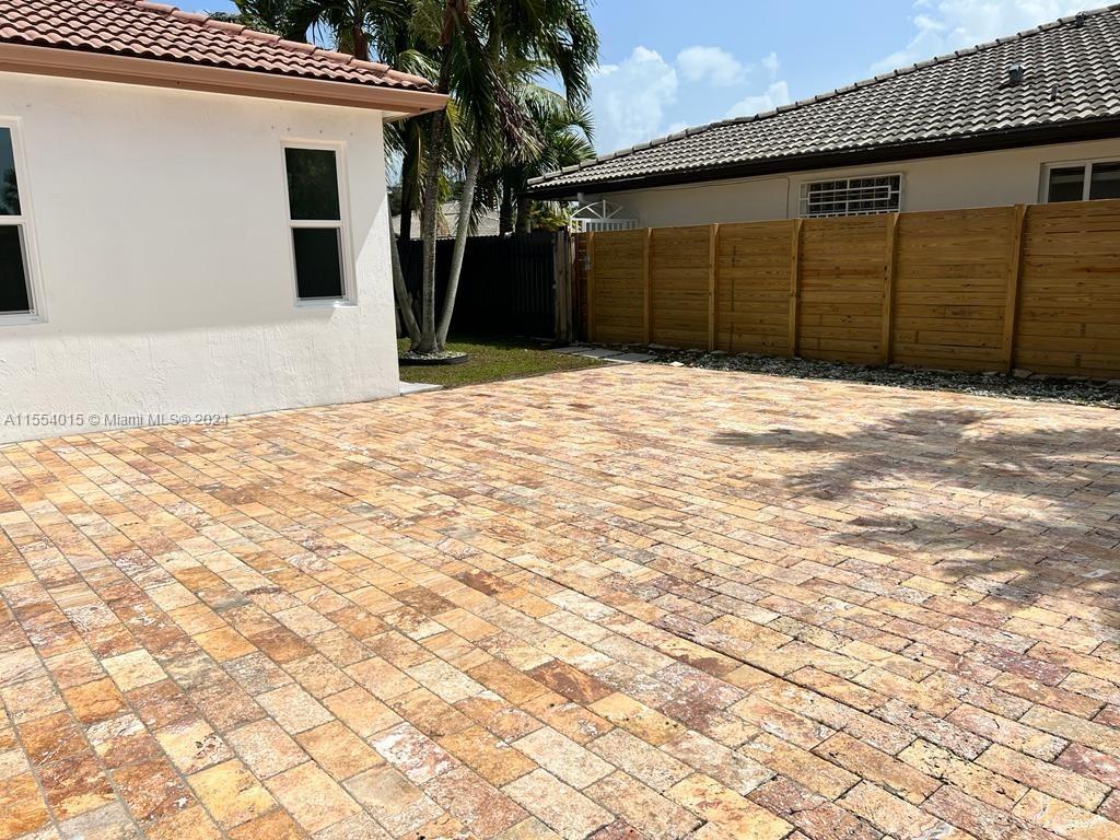 Miami, Florida 33185, 4 Bedrooms Bedrooms, ,3 BathroomsBathrooms,Residential,For Sale,A11554015