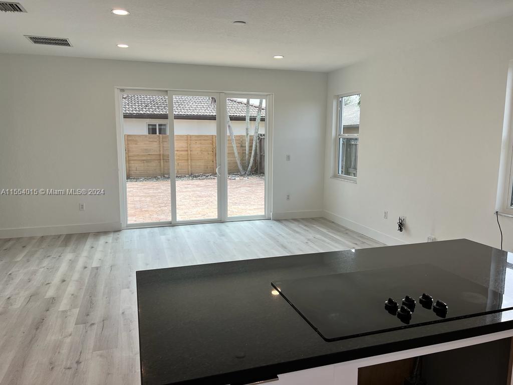 Miami, Florida 33185, 4 Bedrooms Bedrooms, ,3 BathroomsBathrooms,Residential,For Sale,A11554015