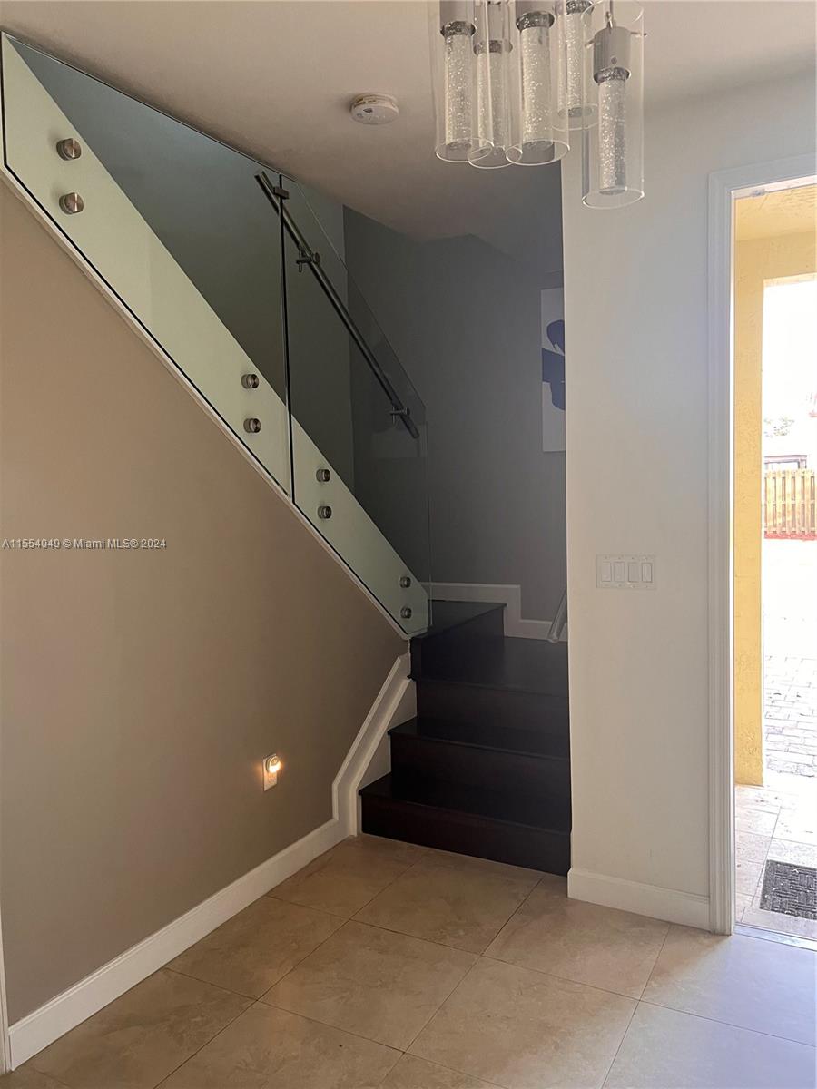 10260 NW 70th Ter 10260, Doral, Florida 33178, 3 Bedrooms Bedrooms, ,2 BathroomsBathrooms,Residential,For Sale,10260 NW 70th Ter 10260,A11554049