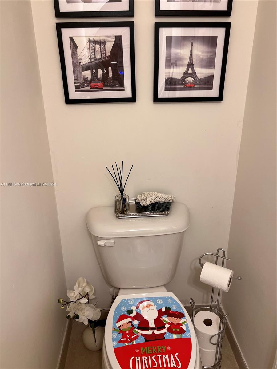 10260 NW 70th Ter 10260, Doral, Florida 33178, 3 Bedrooms Bedrooms, ,2 BathroomsBathrooms,Residential,For Sale,10260 NW 70th Ter 10260,A11554049