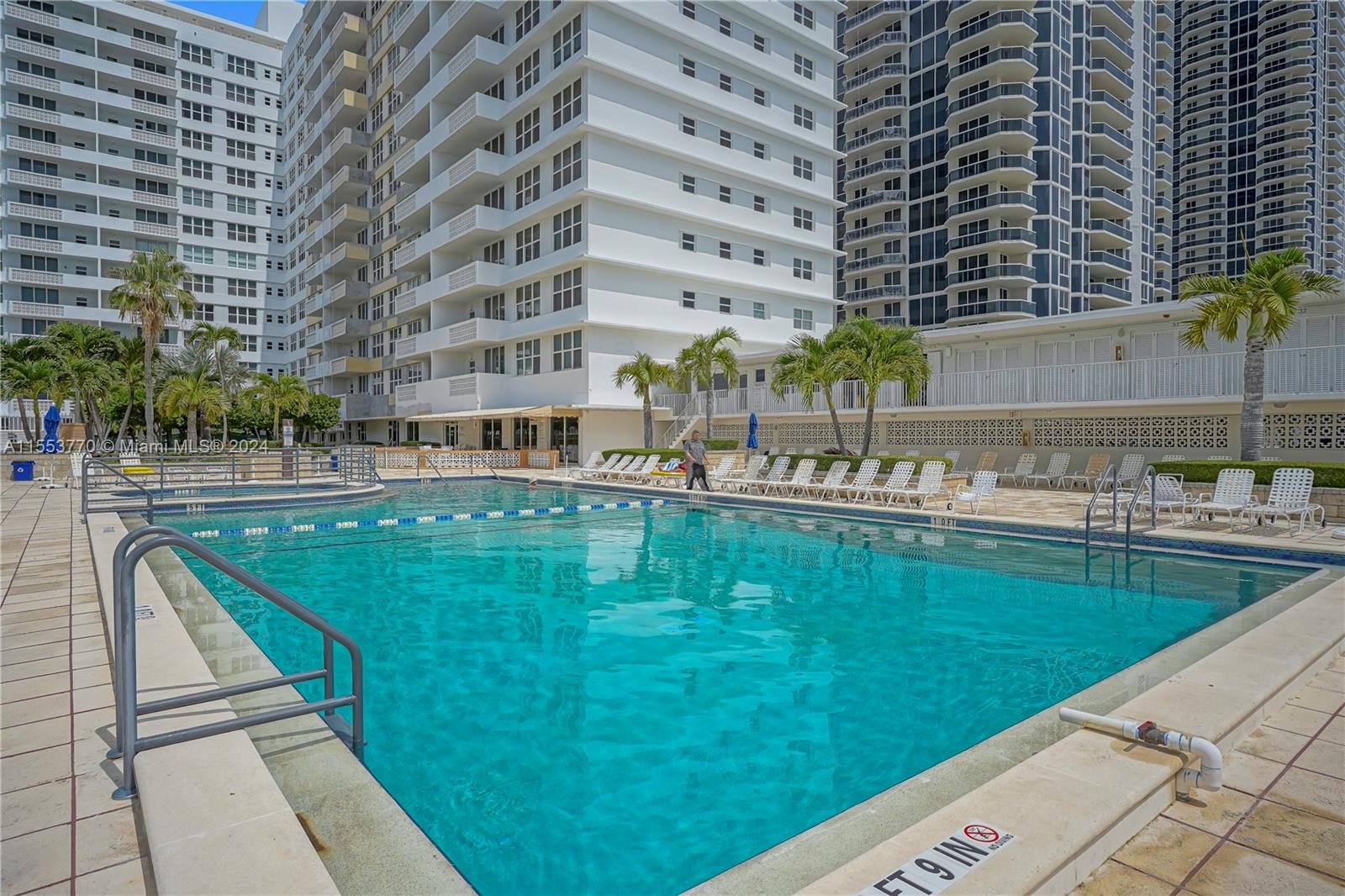 4747 Collins Ave 1108, Miami Beach, Florida 33140, 1 Bedroom Bedrooms, ,1 BathroomBathrooms,Residential,For Sale,4747 Collins Ave 1108,A11553770