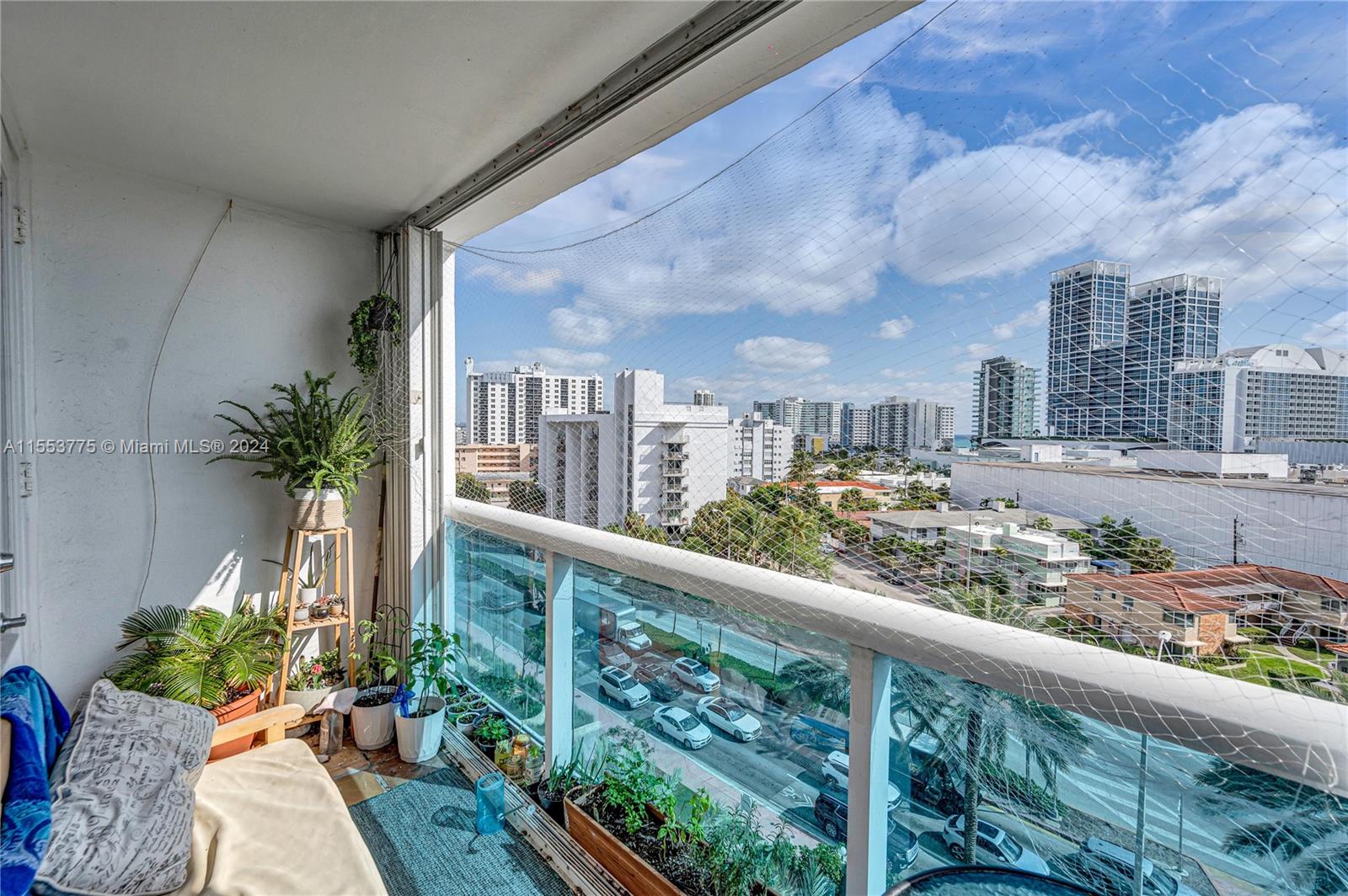 6770 Indian Creek Dr 8R, Miami Beach, Florida 33141, 1 Bedroom Bedrooms, ,1 BathroomBathrooms,Residential,For Sale,6770 Indian Creek Dr 8R,A11553775
