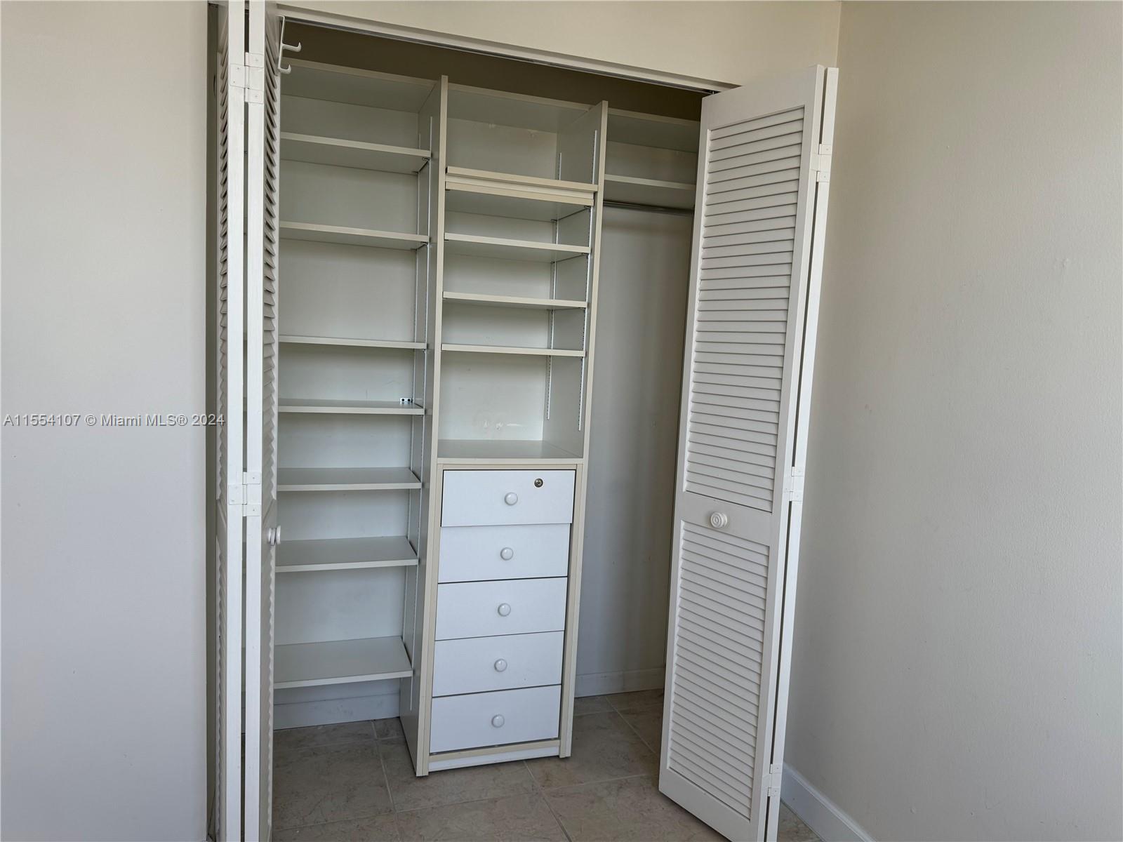 2555 Collins Ave 2002, Miami Beach, Florida 33140, 2 Bedrooms Bedrooms, ,2 BathroomsBathrooms,Residential,For Sale,2555 Collins Ave 2002,A11554107