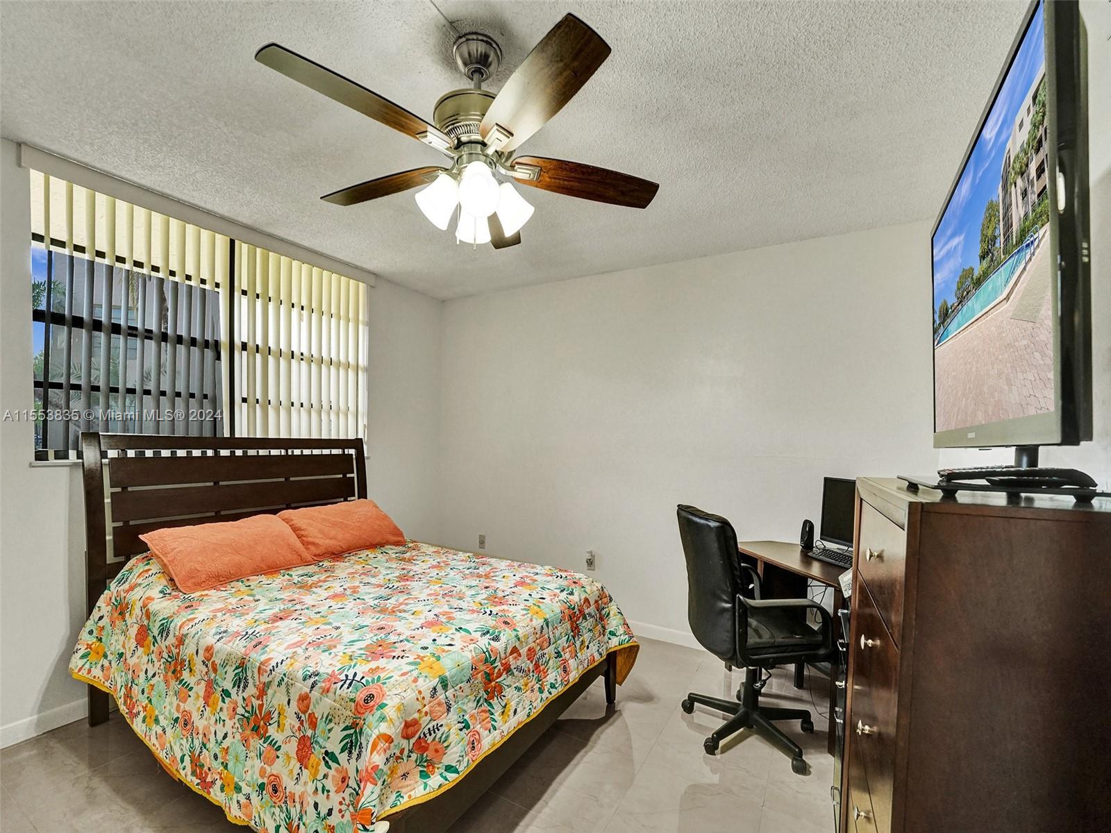 1000 Colony Point Cir 111, Pembroke Pines, Florida 33026, 2 Bedrooms Bedrooms, ,2 BathroomsBathrooms,Residential,For Sale,1000 Colony Point Cir 111,A11553835