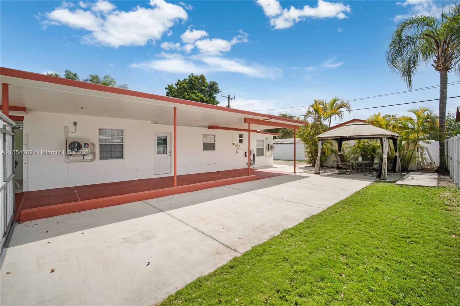 15000 Leisure Dr, Homestead, Florida 33033, 3 Bedrooms Bedrooms, ,2 BathroomsBathrooms,Residential,For Sale,15000 Leisure Dr,A11554069