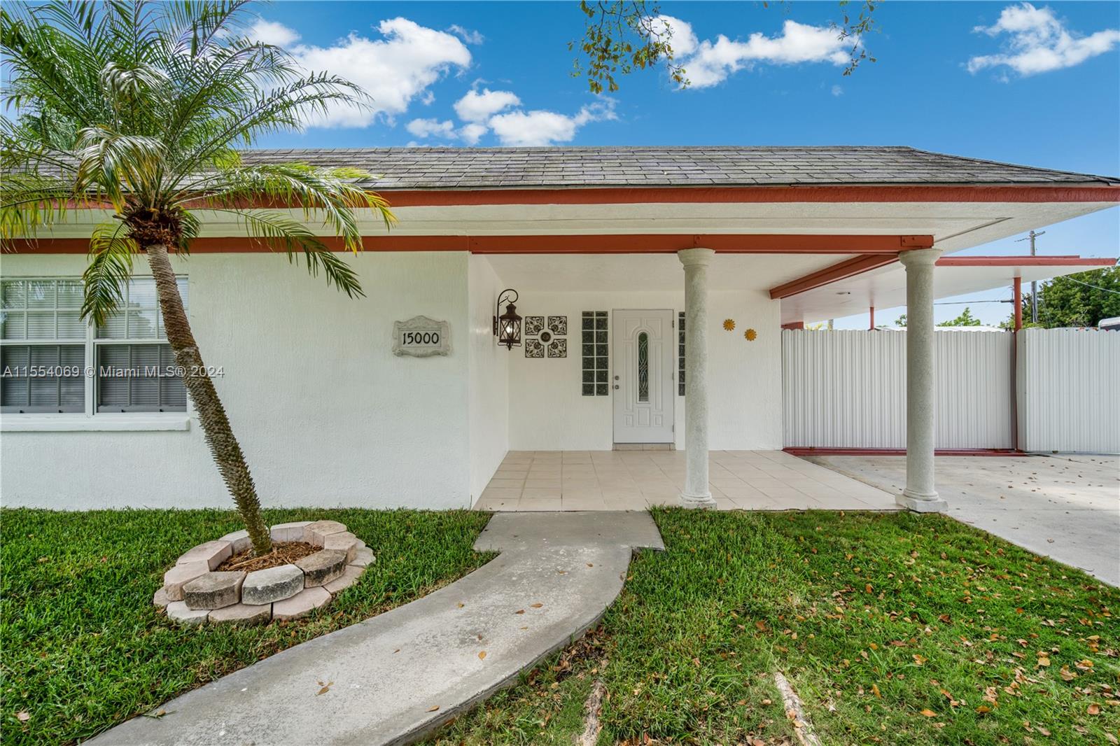 15000 Leisure Dr, Homestead, Florida 33033, 3 Bedrooms Bedrooms, ,2 BathroomsBathrooms,Residential,For Sale,15000 Leisure Dr,A11554069