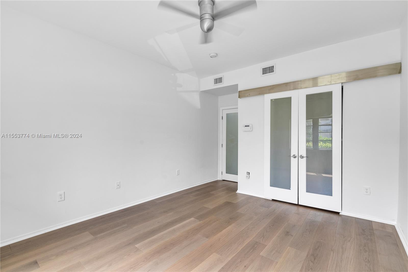 1600 Michigan Ave 2, Miami Beach, Florida 33139, 2 Bedrooms Bedrooms, ,2 BathroomsBathrooms,Residential,For Sale,1600 Michigan Ave 2,A11553774