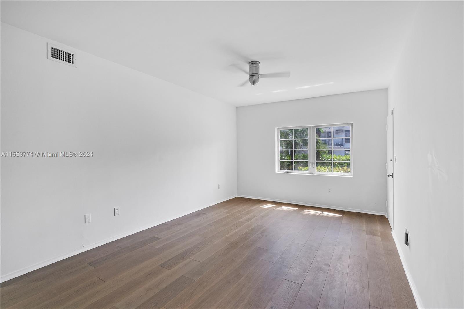 1600 Michigan Ave 2, Miami Beach, Florida 33139, 2 Bedrooms Bedrooms, ,2 BathroomsBathrooms,Residential,For Sale,1600 Michigan Ave 2,A11553774