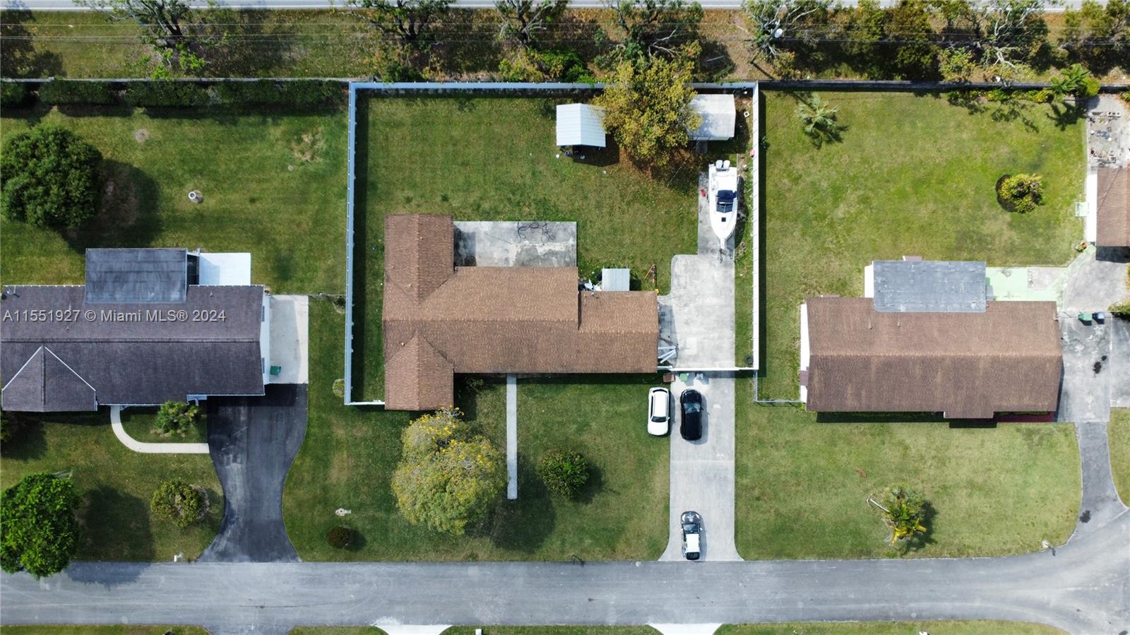 18570 SW 295th Ter, Homestead, Florida 33030, 3 Bedrooms Bedrooms, ,2 BathroomsBathrooms,Residential,For Sale,18570 SW 295th Ter,A11551927