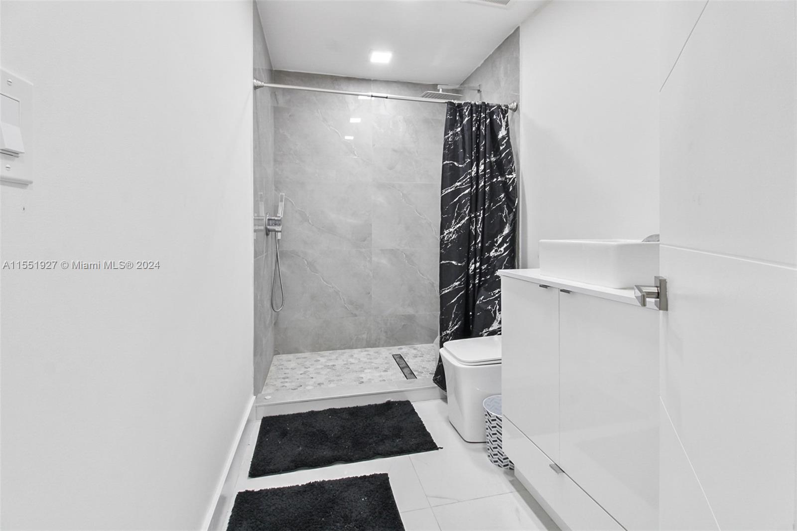 18570 SW 295th Ter, Homestead, Florida 33030, 3 Bedrooms Bedrooms, ,2 BathroomsBathrooms,Residential,For Sale,18570 SW 295th Ter,A11551927